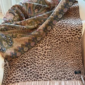 LA FIORENTINA PAISLEY & ANIMAL PRINT REVERSIBLE WOOL WRAP